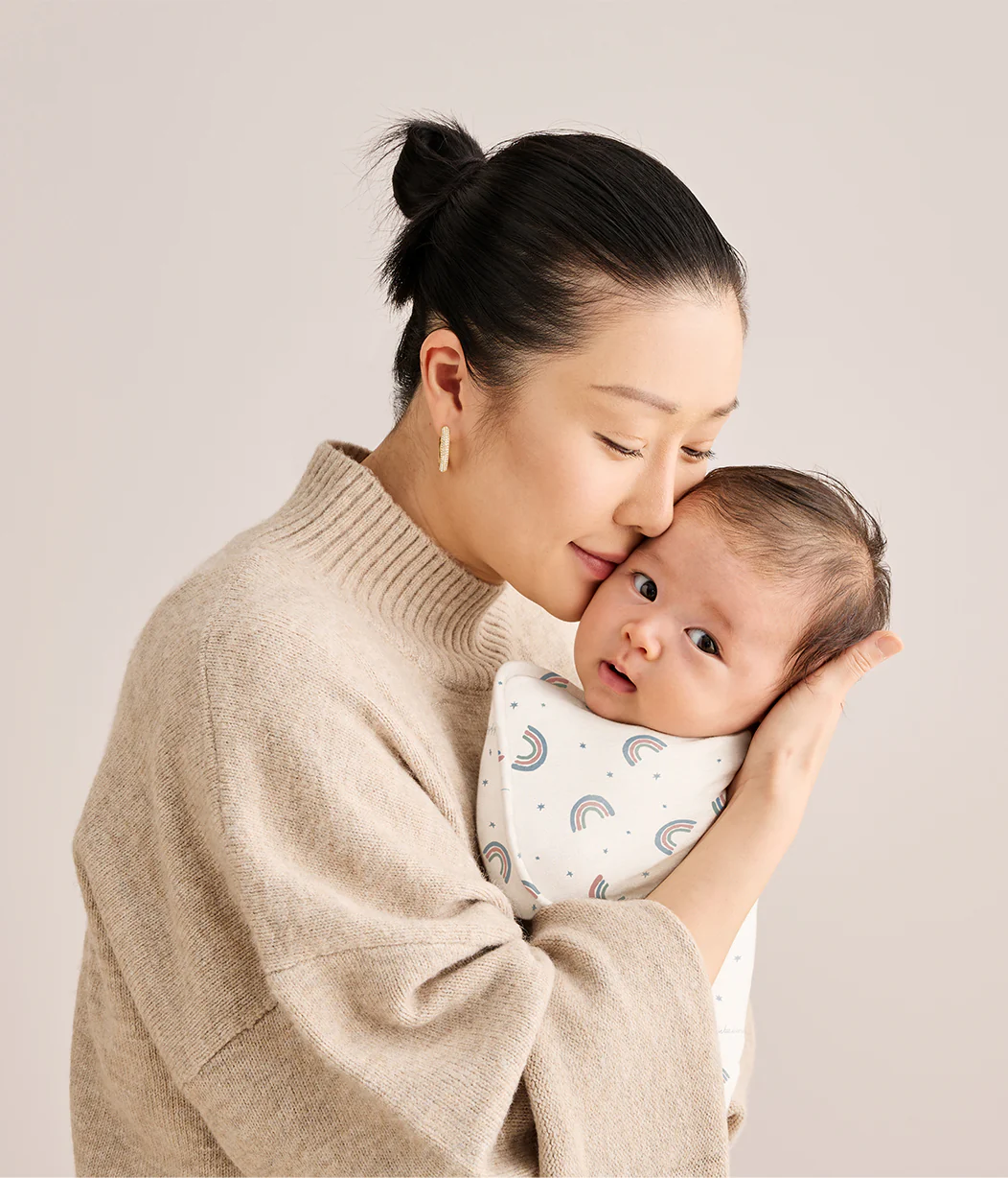 Swaddle Up™ 1.0 TOG Cotton White Rainbow Dream - Image 5